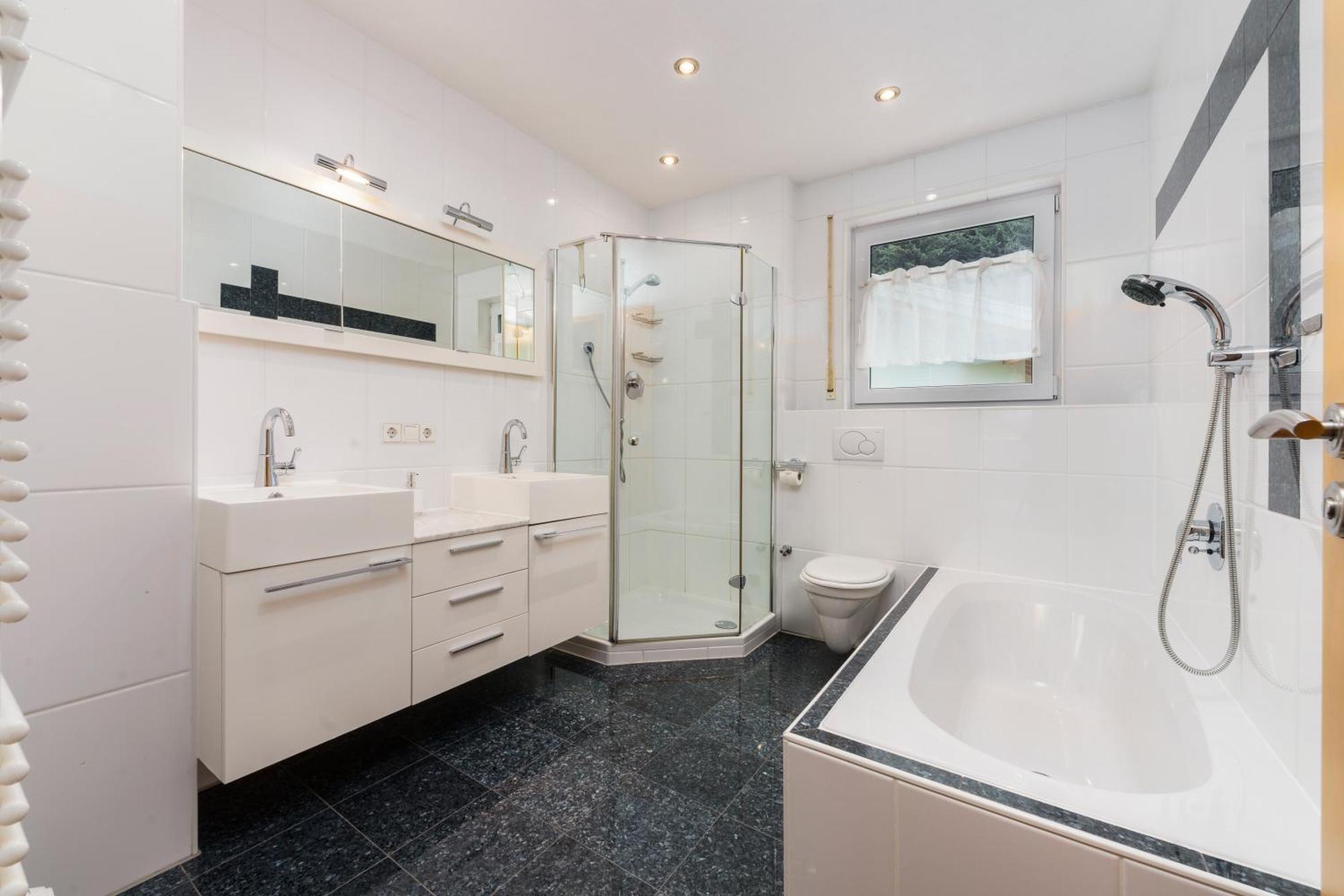 Haus Roecken Apartment ดาลาส ภายนอก รูปภาพ