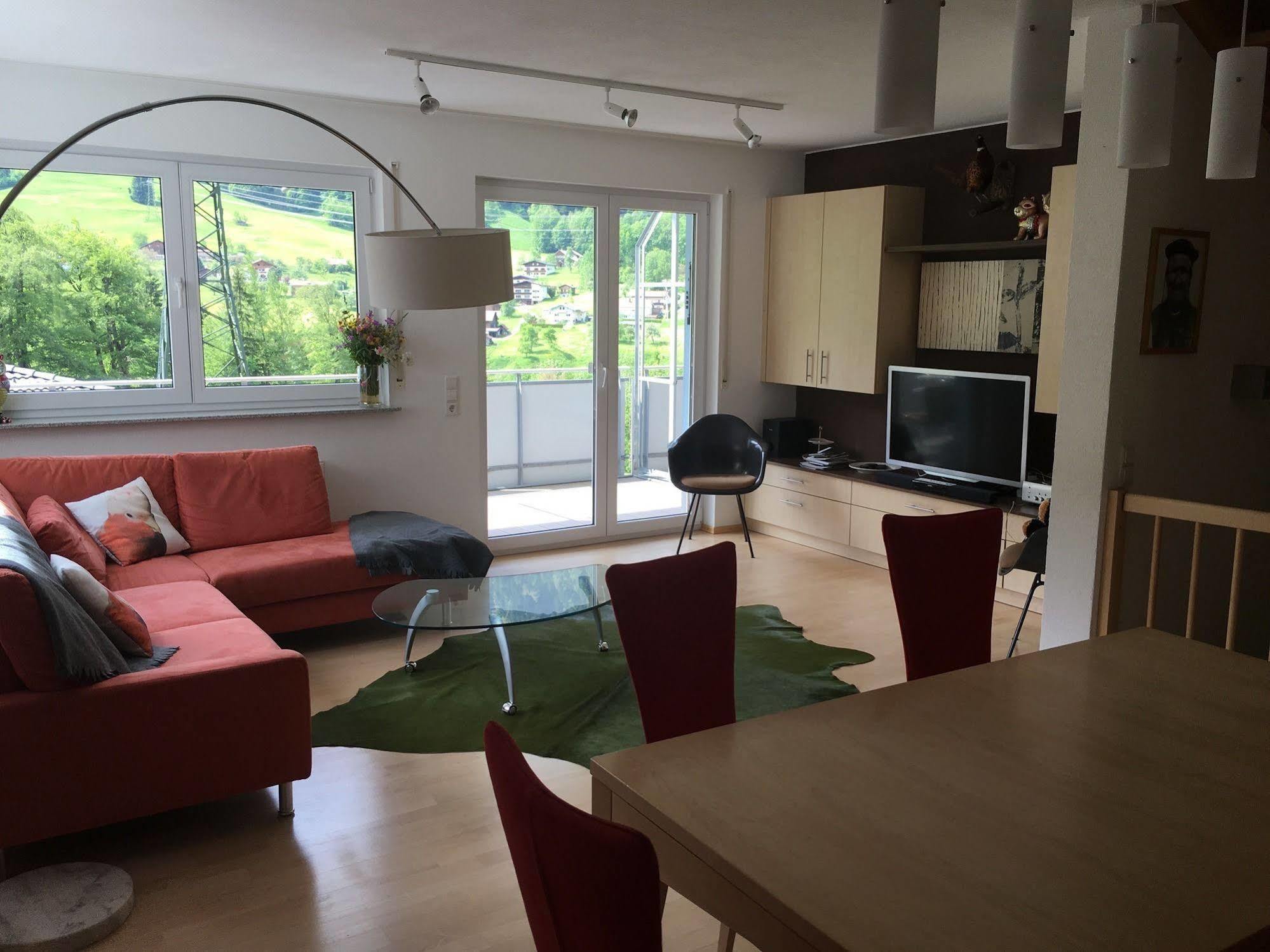 Haus Roecken Apartment ดาลาส ภายนอก รูปภาพ