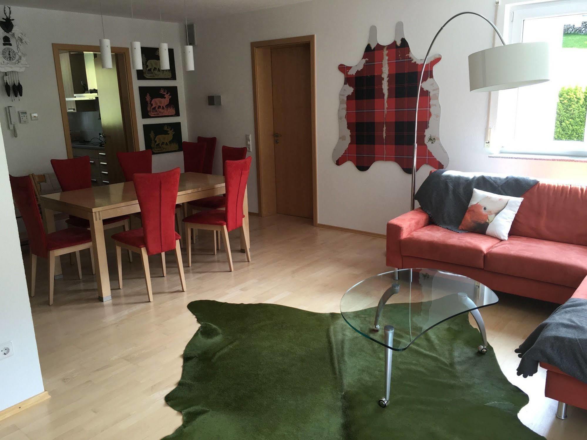 Haus Roecken Apartment ดาลาส ภายนอก รูปภาพ
